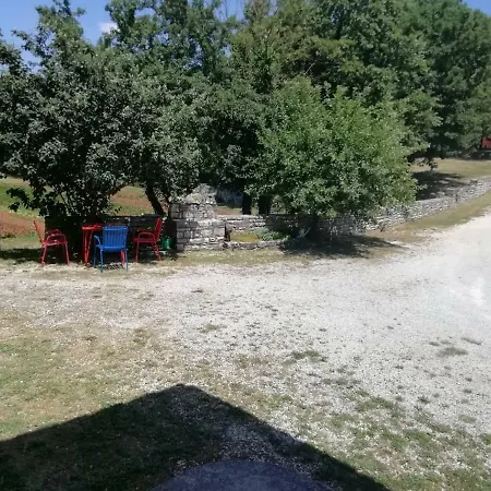 Relaxing In Heart Of Istria Kwatera prywatna Kanfanar