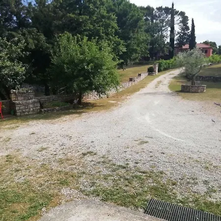 Kwatera prywatna Relaxing In Heart Of Istria Kanfanar